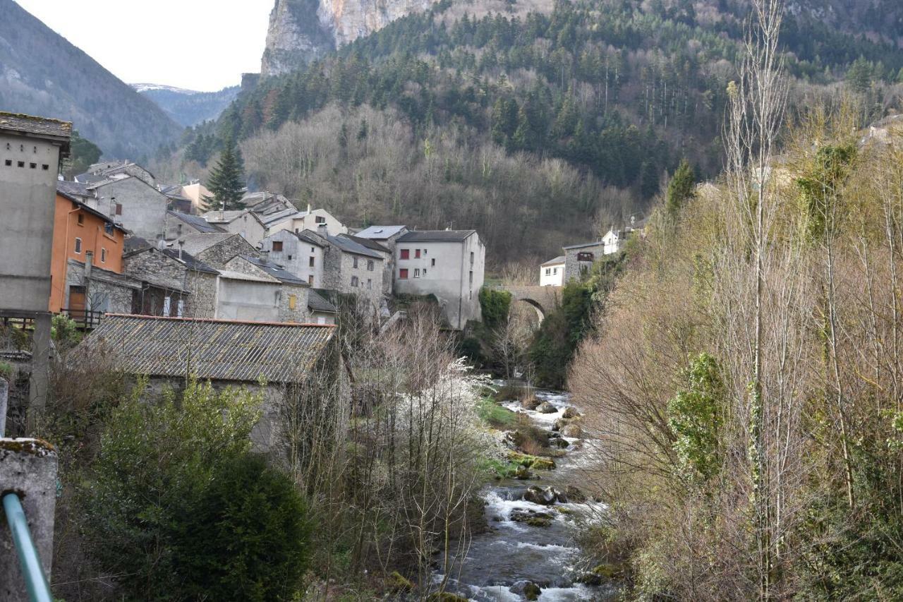 Sainte-Colombe-sur-GuetteLa Belle Audoise别墅 外观 照片